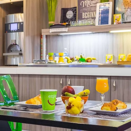Ibis Styles St Gilles Croix De Vie Centre-ville Otel Saint Gilles Croix de vie