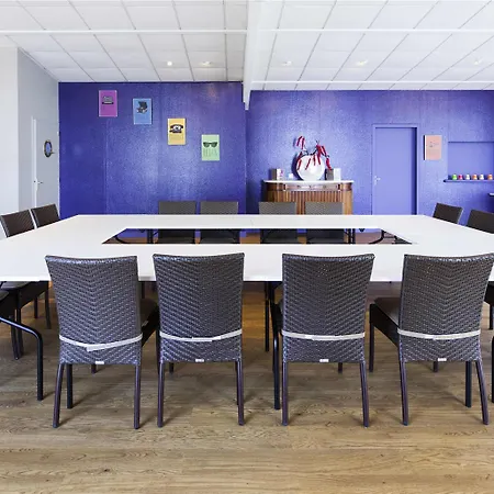 Ibis Styles St Gilles Croix De Vie Centre-ville 호텔