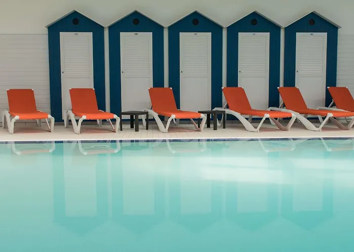 Отель Ibis Styles St Gilles Croix De Vie Centre-ville Сен-Жиль-Круа-де-Ви